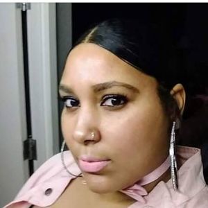 Meet your Posher, Joesette